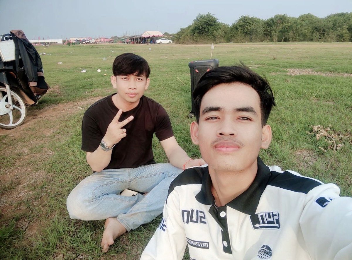 Caryuxrsps's tweet photo. អ្នកសៀមរាបរាប់អានផង😘😘 https://t.co/bWpKu6BwfU