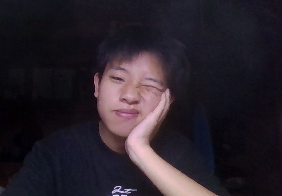faberjacksonn's tweet photo. lemme reintroduce myself again!

hi, my name is william, and i'm currently a college student in taiwan :>

- majoring in physics (want to concentrate on astrophysics!)
- 2x winner of indonesia's district  astronomy comp (jkt)
- currently researching on star formation! https://t.co/LircA7ikJr