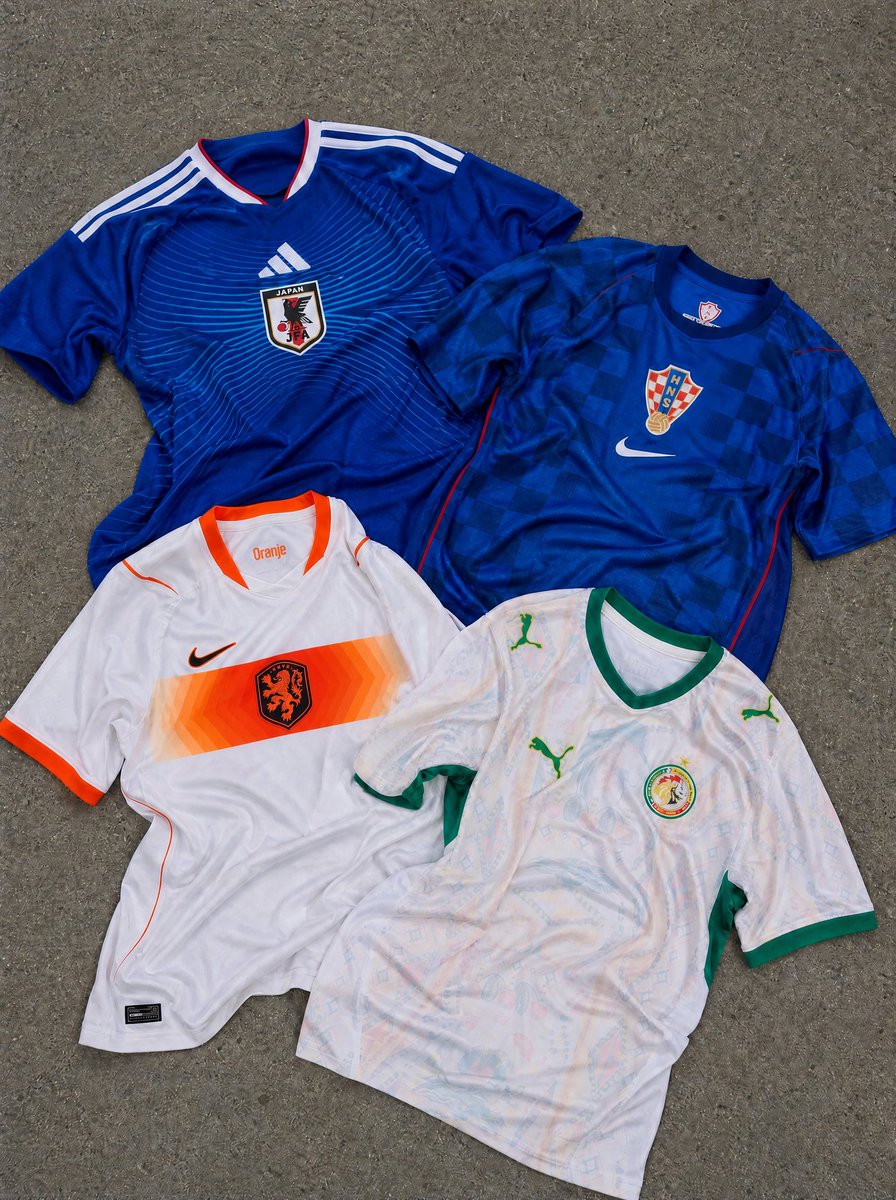 _PointDePenalty's tweet photo. Petite sélection de maillots de la Coupe du monde qui passent déjà à -40% !

Japon (60€) https://t.co/JSOxJrmgH8

Pays-Bas (64€) https://t.co/VjDIfmKIOr

Croatie (60€) https://t.co/V8B1hUtSOW

Sénégal (60€) https://t.co/AQpy6yTQJJ https://t.co/3nppBl2iiP