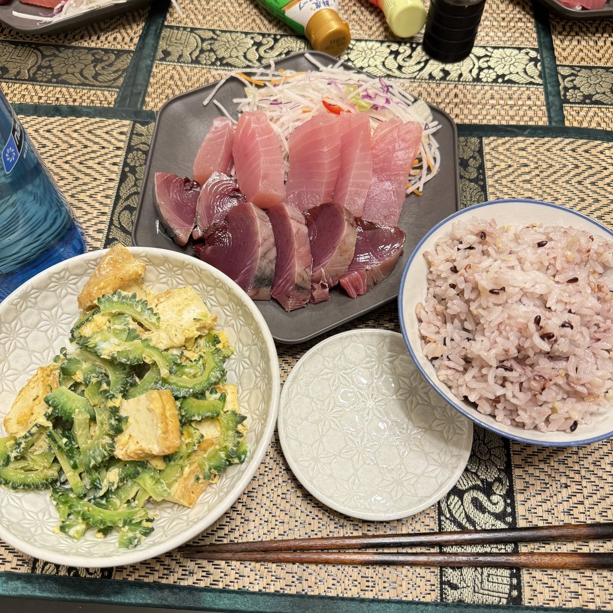 wellup's tweet photo. 晩ごはん、お刺身を頂きました〜(^з^) https://t.co/Ed7ehwHwaK