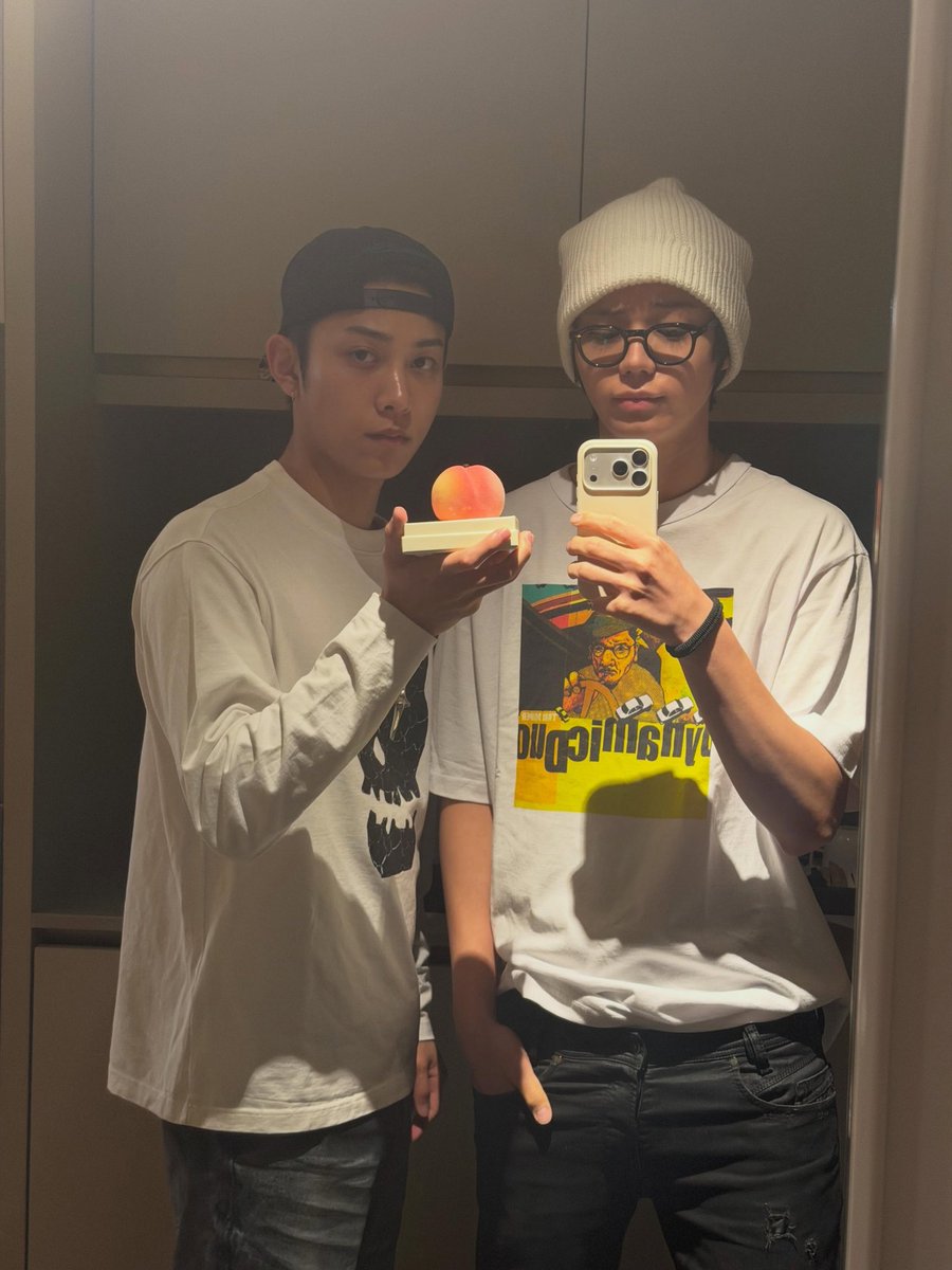 ohyulstrava's tweet photo. pasangan ibu kota ini lagi https://t.co/4ITmZpWFa1