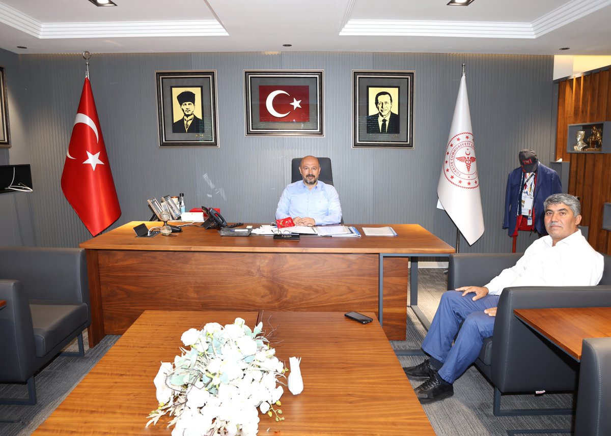 drhalilnacar's tweet photo. Adana Honamlı Yörükleri Derneği Başkanı Sayın Hümmet Özler’i İl Sağlık Müdürlüğümüzde ağırladık.

Sivil toplum kuruluşlarımızın toplumsal projelerdeki rolü ve yürüttüğümüz iş birliği süreçleri üzerine istişarelerde bulunduğumuz nazik ziyaretleri için Sayın Başkana teşekkür ediyor, çalışmalarında başarılar diliyorum.

#Adana