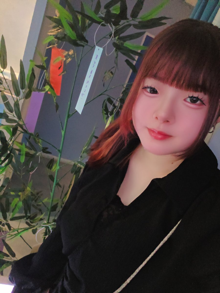 iori_gotanda's tweet photo. ラストまでいます！
小学校の時の七夕ゼリーを思い出す（´-`）.｡oO

#五反田 #ガールズバー #ガルバ #ラウンジ
@moana_gotanda https://t.co/womHMeeczQ
