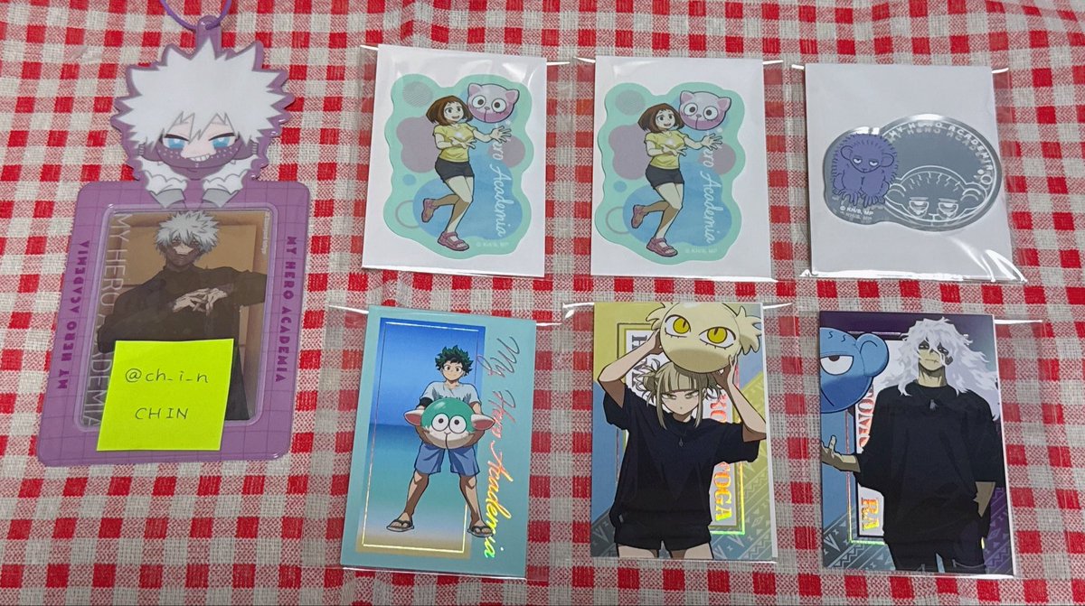ch_i_n's tweet photo. 【譲渡交換】
僕のヒーローアカデミア ヒロアカ
Animal Beach Ball アニマル ビーチボール

譲］
箔押しフォトカード：緑谷、トガ、死柄木

クリアステッカー：麗日×2

アクリルミラーステッカー：死柄木

求］同種荼毘、轟焦凍

郵送交換希望。買取も可能です。
検索からもお気軽にお声掛けください https://t.co/ZPI4DpJvQt