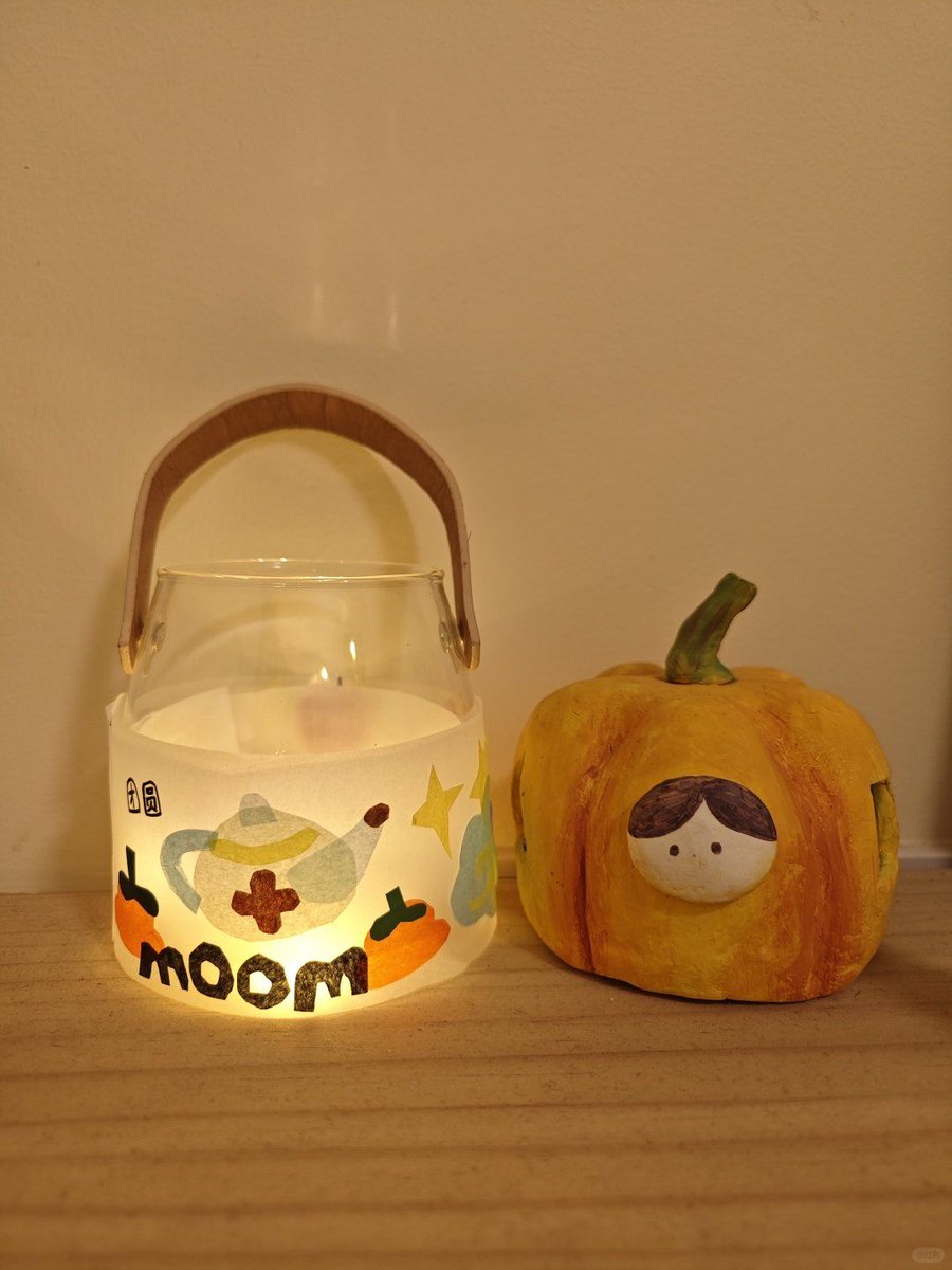 ibm0952's tweet photo. Just upcycled an old mason jar into a fairy light vase in 10 mins  Gather thrifted stuff and get crafting—small DIYs = big joy! https://t.co/HxtFVrFSn4