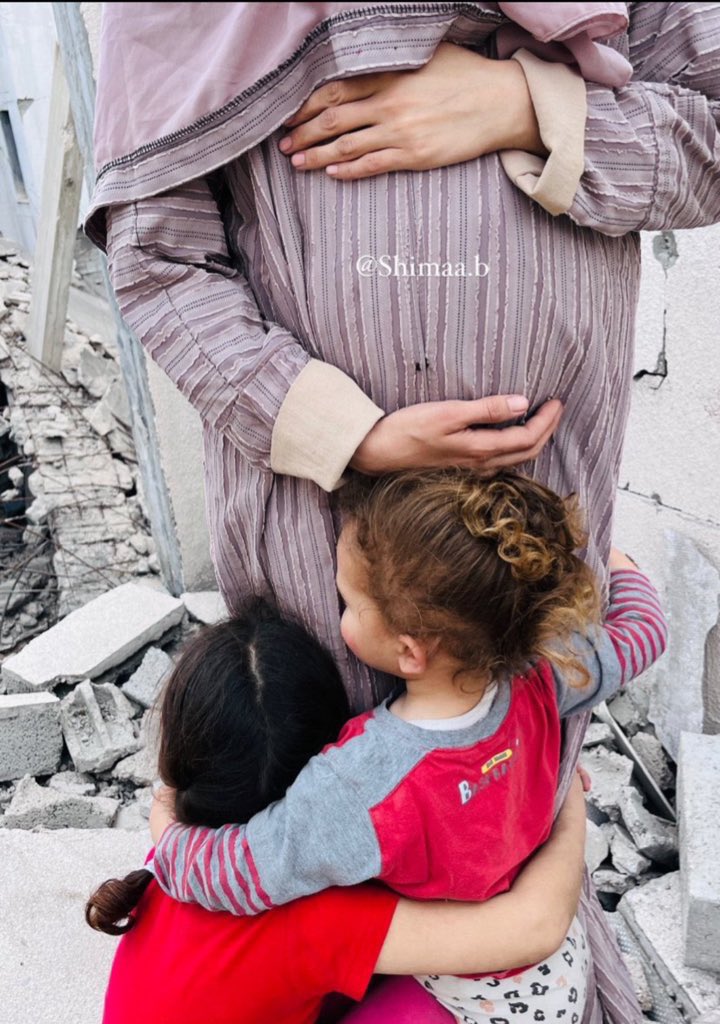 Shimaabasam's tweet photo. 🚨BIG U, DONT IGNORE!!

My pregnant sister has severe anemia (level 8) and malnutrition. Her condition is critical, time is running out.💔😭
If you see this post share, reply with 🍉🇵🇸 to spread it 💔😭

DONATE HERE 👇
https://t.co/pxAPiF8jAj
@owenjonesjourno @richimedhurst https://t.co/B3s7VgjcZI
