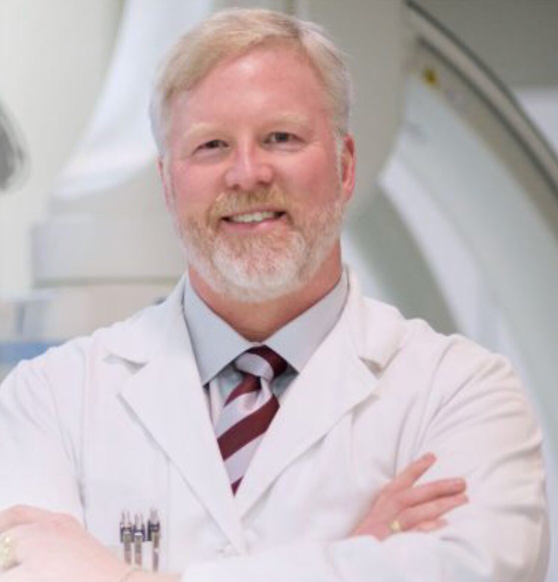 HeartOTXHeartMD's tweet photo. Ushering in PGY-35 year on this July 1.
Excited to welcome in all the new PGY-1’s out there.
-Spend time at patients’ bedsides
-Read the literature daily about your patients and their problem list
-Ask questions if you don’t know
-Listen to your nurses
Most importantly,
-Enjoy being a healer! You’ve entered the noblest of professions!