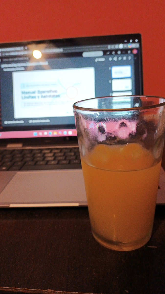 illfevs's tweet photo. nada q un vaso de jugo cepita no arregle https://t.co/eno7mMuIW0