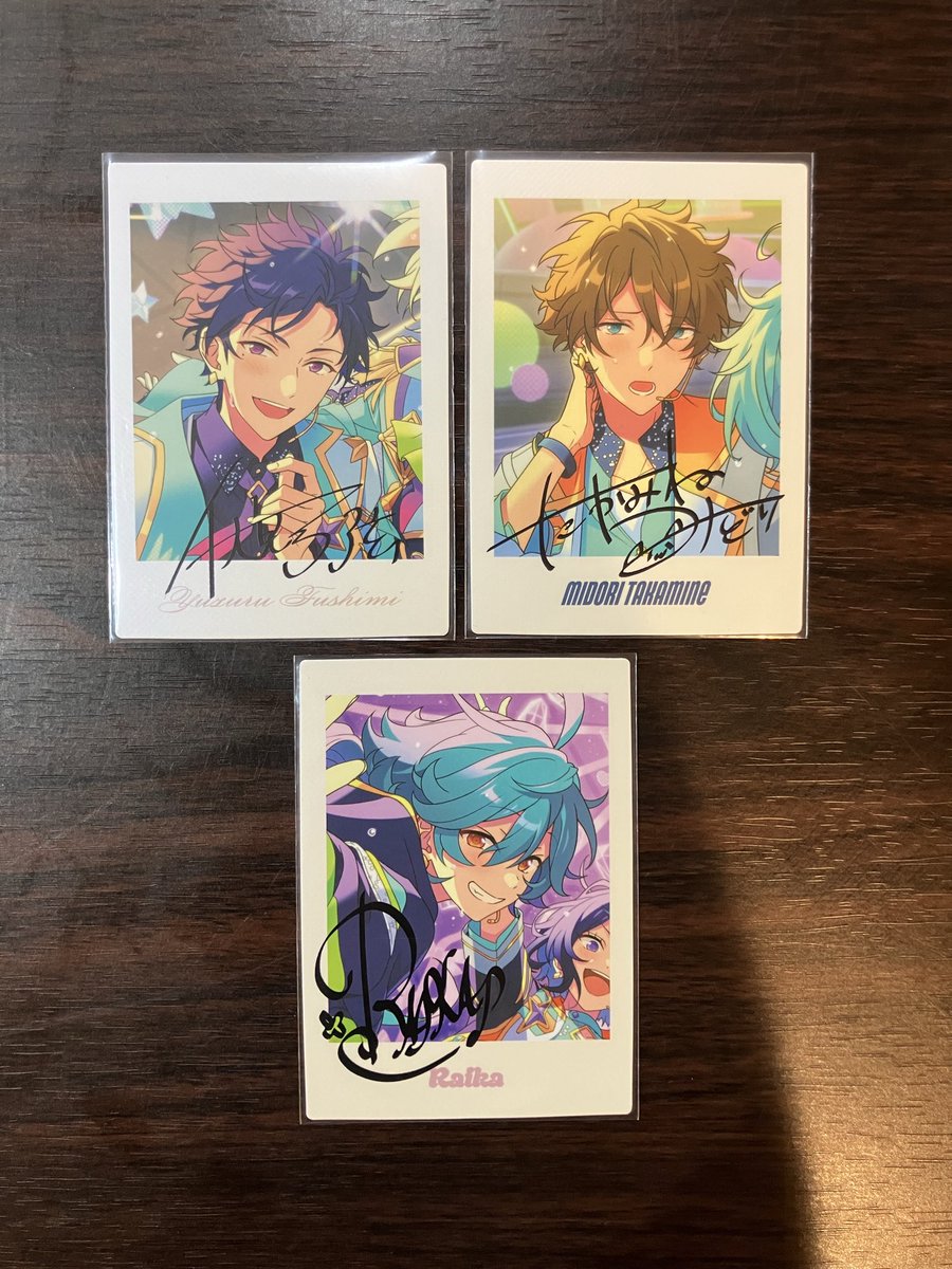 kichi_fave's tweet photo. 【交換・譲渡】あんスタ ES 10th Anniversary ぱしゃっつ 10周年

譲)弓弦、翠、ライカ

求)日和、ジュン>>茨>凪砂or100円＋送料

Eden同数希望の為
過去のぱしゃっつ、クリアカードなど異種歓迎。

郵送での交換になります。

検索から、1枚からでもOKです。
よろしくお願いいたします。 https://t.co/APYVZGrCdC