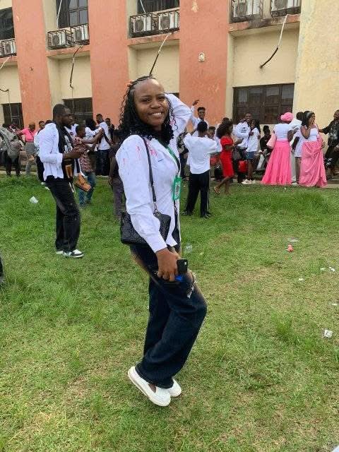 Faustina8ou's tweet photo. After 3 failed Waec
5 times of writing jamb
10 carryover 
1 extra year in school 
  I have finally graduated 
Congratulations to me
  Failure go nothing on me https://t.co/U45NbsDGY4