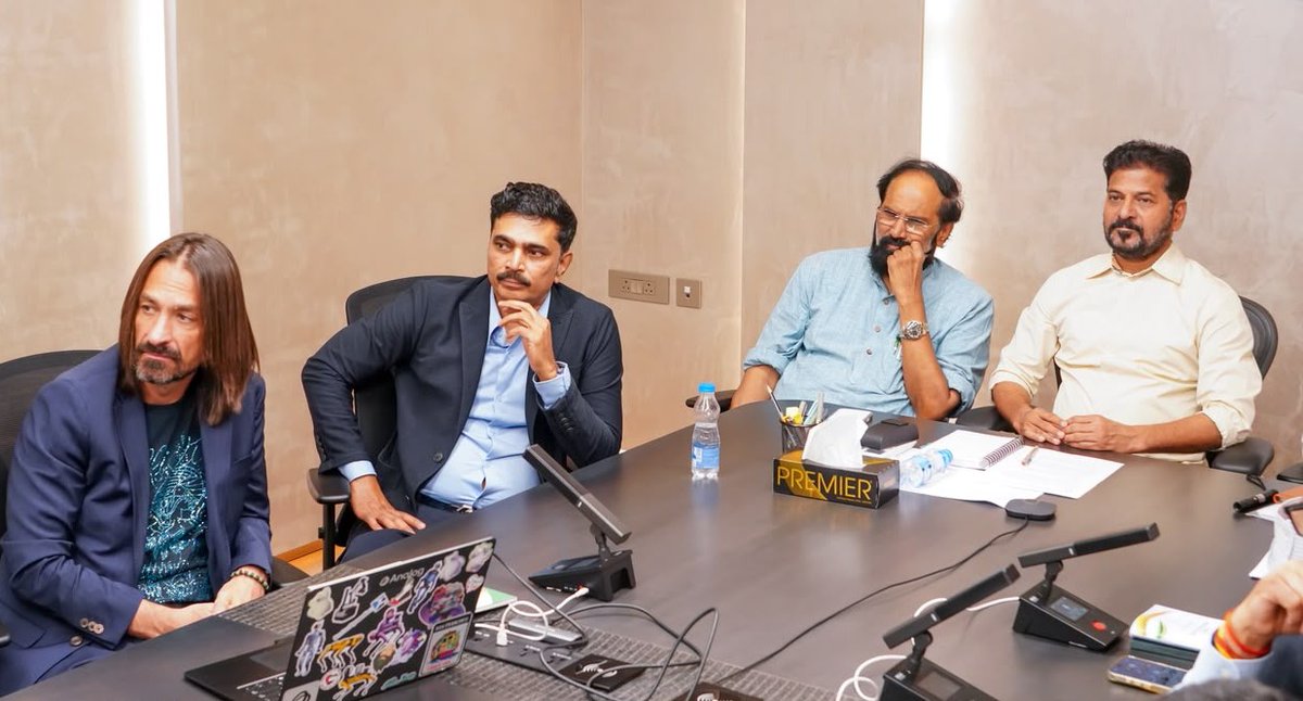 TelanganaCMO's tweet photo. Hon'ble Chief Minister Sri @revanth_anumula held a meeting with a delegation led by Mr. @akipman, Founder & CEO of Analog, and Mr. P. Krishna Reddy, Managing Director of @MEIL_Group, to discuss the deployment of next-generation intelligent infrastructure solutions in Telangana.

✅During the meeting, the Hon'ble Chief Minister suggested that #Analog and #MEIL develop and implement an advanced AI-powered traffic signal management system for #Hyderabad that can dynamically respond to real-time traffic conditions and help address the growing mobility challenges of the rapidly expanding metropolitan city.

✅Deputy Chief Minister Sri @Bhatti_Mallu, Ministers Sri @UttamINC and Sri @jupallyk_rao, @TelanganaCS Sri Sanjay Jaju, Adviser to the Government Sri K. Ramakrishna Rao, and senior government officials were also present during the meeting.

✅The delegation presented their vision for bringing #PhysicalIntelligence to India through their strategic collaboration and shared updates on the Hyderabad Traffic Pilot initiative. They demonstrated how intelligent platforms can enable safer, smarter and more efficient urban mobility by optimizing traffic flow and improving real-time decision-making.

✅The discussions also explored the broader concept of Cognitive Cities and the transformative potential of Physical Intelligence across key sectors, including energy, power transmission, public infrastructure, healthcare, water management, transportation and irrigation. 

✅The companies highlighted how advanced technologies can enhance operational efficiency, strengthen public service delivery and support data-driven infrastructure planning for sustainable urban growth.

✅The meeting also witnessed the ceremonial exchange of the Joint Venture Shareholders' Agreement between MEIL and Analog, marking an important milestone in fostering innovation-driven infrastructure development and positioning Telangana as a leader in adopting cutting-edge technologies for the benefit of its citizens.
#Telangana #FutureOfMobility #UrbanMobility