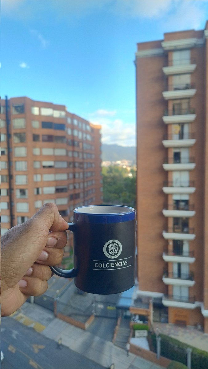 arturolunat's tweet photo. ¿Será que debemos volver a una versión recargada de Colciencias?

¿Qué opinan? https://t.co/N8gIkpnz9o