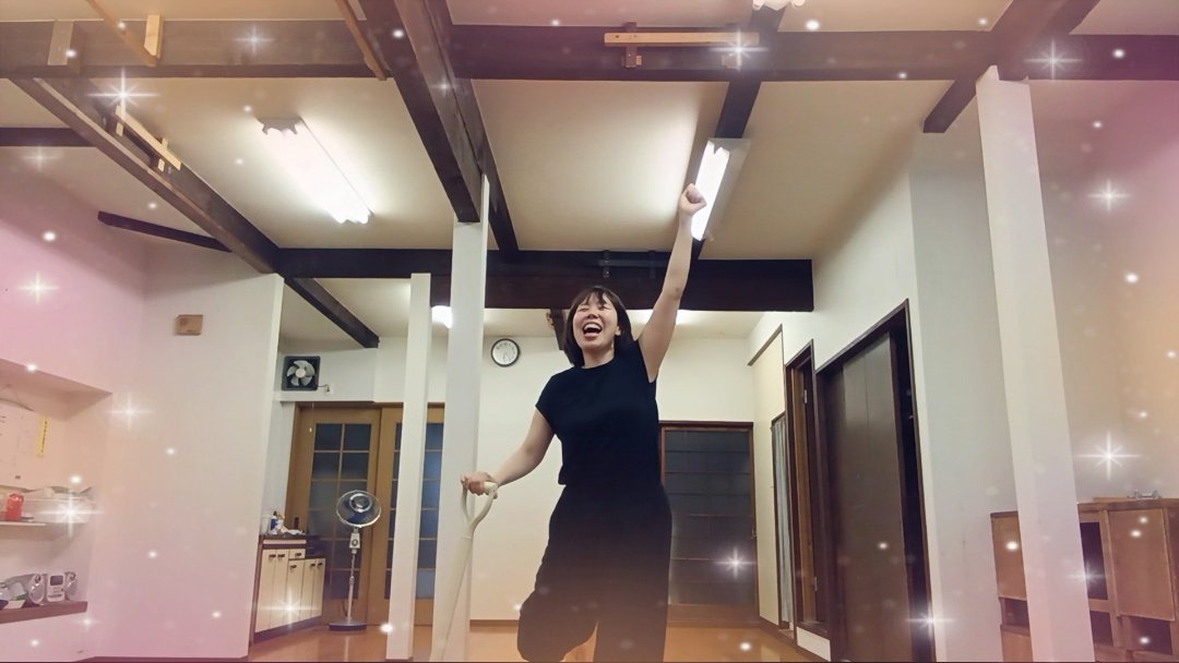 cheeze_mix's tweet photo. 7月！ってことで、今日から本腰入れて

最強の一人芝居フェス「INDEPENDENT:5SS / JAPAN TOUR」
名古屋公演『I dig』始動✨

アイツが重い…腕やばい…体が動かん

でも、今回は盛り上げ隊長になるんだと勝手に決めているのです。

盛り上げるぞー！わっしょい！！

チケット発売は、7/12(日)から🎟️✨ https://t.co/te4SxmYnTl