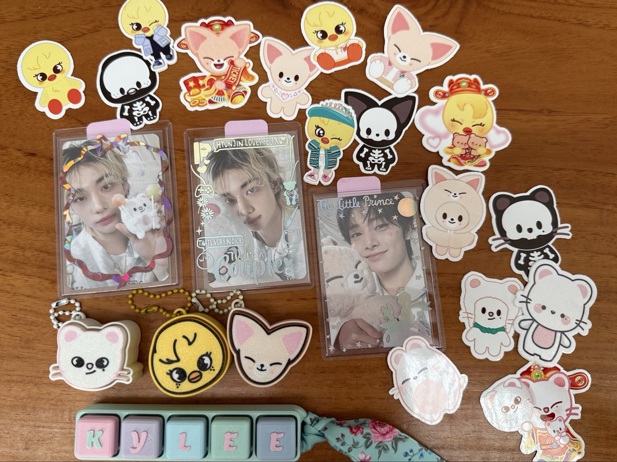 kylee_a9's tweet photo. 💌

Most awaited pcs and kuji items are all finallyy here!! >.< (sanrio next 👀)

Thankyouu @ReverieStar for the clickers and sticker topup :3 time to annoy the whole house 😌

Deco Toploader &amp; Clickers by @ReverieStar https://t.co/GCg9borPcY