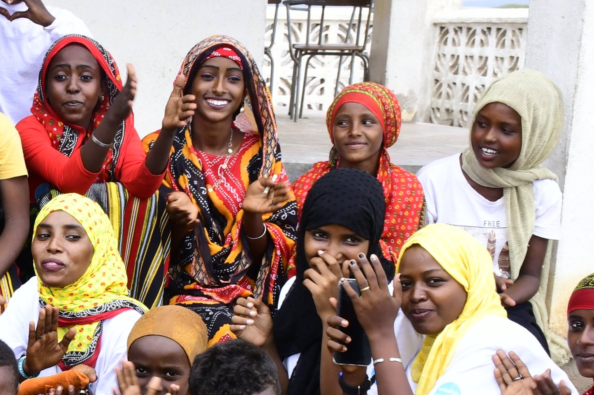 uniceferitrea's tweet photo. Through the Girls' Incentive Programme, the Ministry of Education, with support from UNICEF &amp; @GPforEducation is helping adolescent girls from disadvantaged communities to continue their education by providing assistance for essential school supplies and hygiene items. https://t.co/hhqBEWAcXD