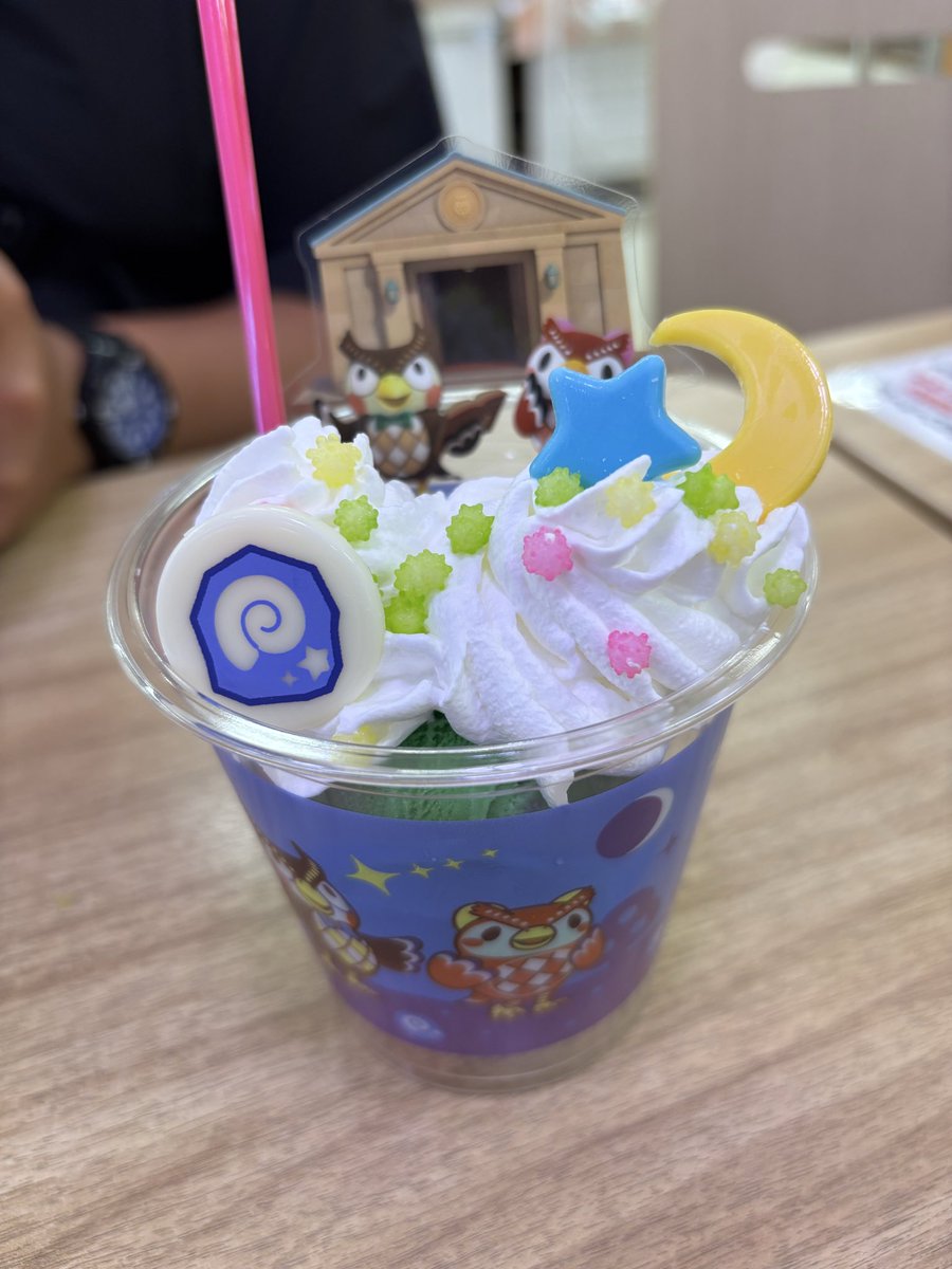 NbSpica's tweet photo. 今日は息子と仕事の後に
どうぶつの森 コラボの
アイスを食べようと
サーティワンへ

平日なのに すごく並んでて
パート後なので
地味〜にキツかった…けど
かわいいくて美味かったので
癒されました〜( ´͈ ᗨ `͈ )◞♡⃛ https://t.co/P4sboKYSnH