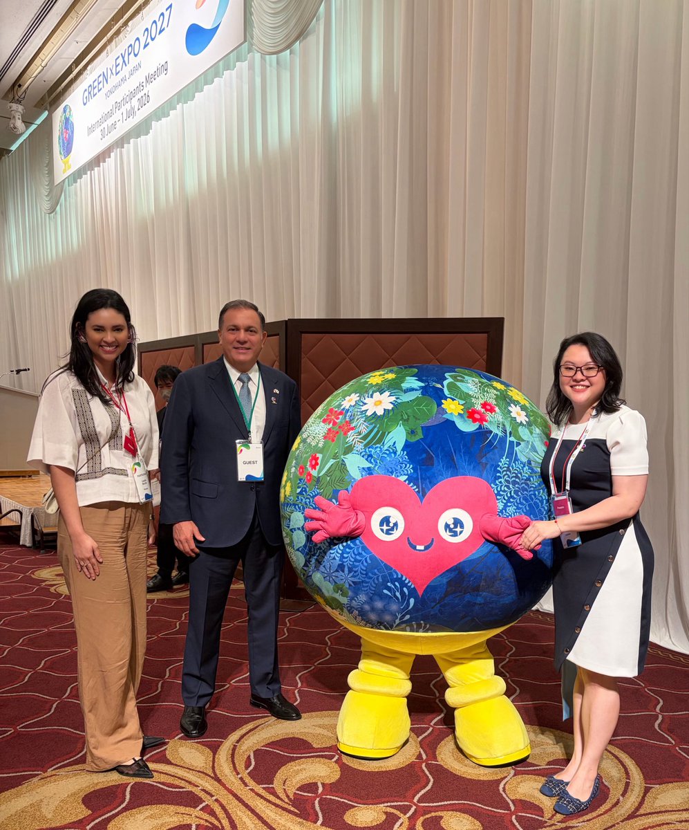 anylamch's tweet photo. Panama🇵🇦 at IPM for GREENxEXPO 2027 Yokohama, reaffirming our commitments to @bieparis with World Expos &amp; stronger ties with #Japan A pleasure to meet again BIE SG @dkerkentzes! 

~Panama: Bridges of Water and Land: Cooperation for Coexistence~

@expo2027_japan #withGreenExpo https://t.co/TG2iHIIfhH