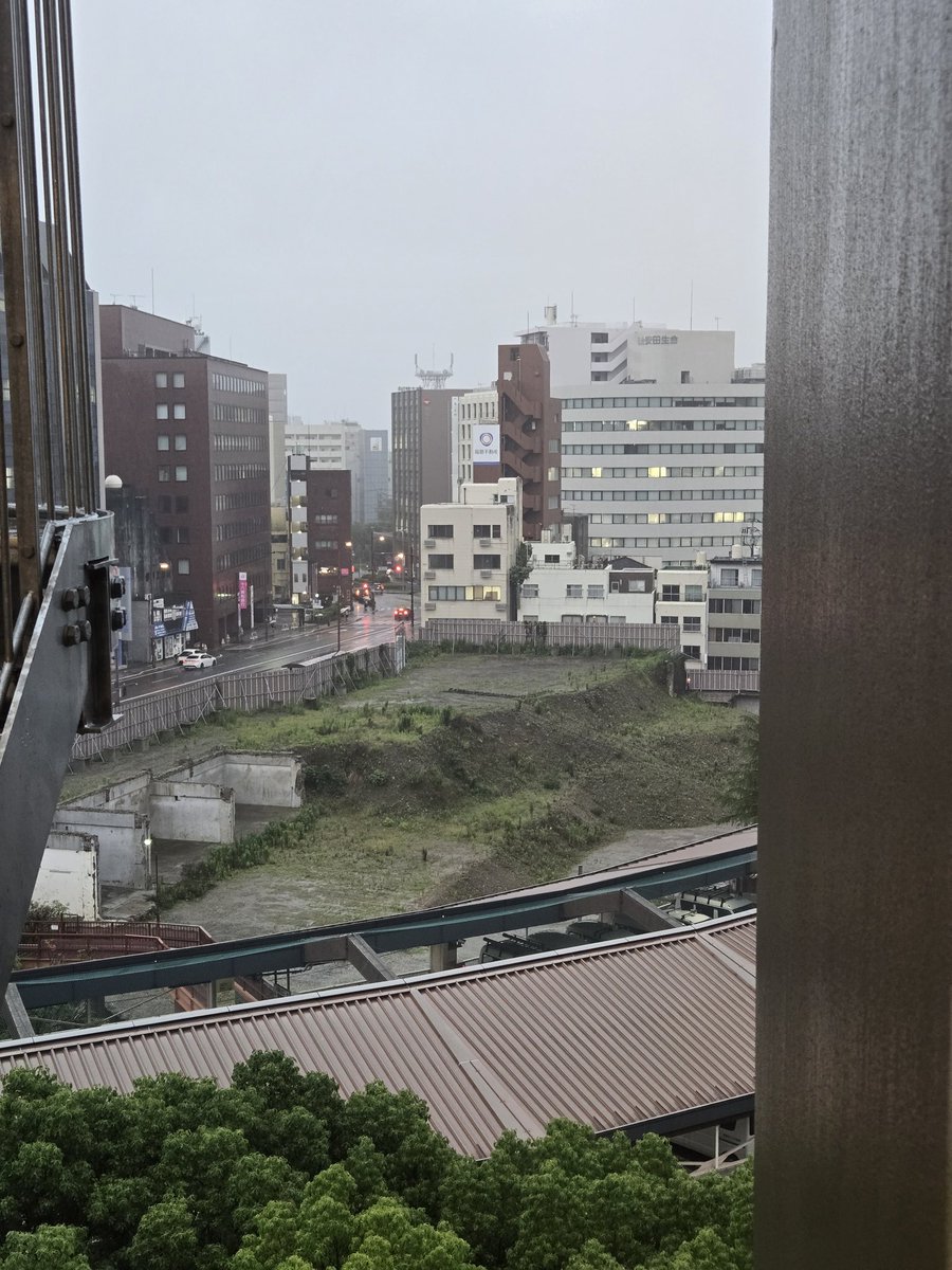 arimayuusuke's tweet photo. なんでこんなとこに市役所建てたんやろか？
ってシンプルに思える市役所跡地www https://t.co/1I46W1KvfF