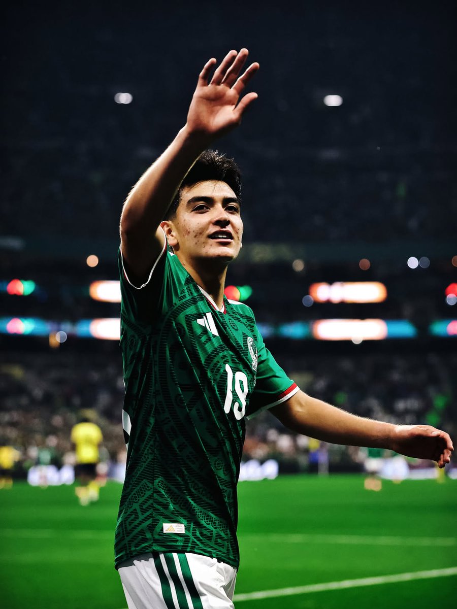 vsrsus's tweet photo. Gilberto Mora. Remember the name. https://t.co/vOHPqOMaWf