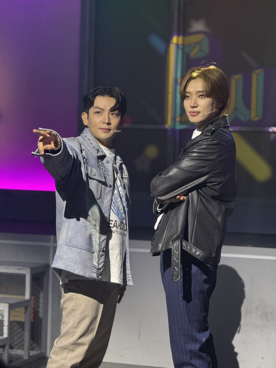 jjjong_haru's tweet photo. #6시퇴근 #니엘 #리키 260701
드럼에 맄은호 🥁메인보컬 녤보고 🎤 https://t.co/l8gYwBaH9G
