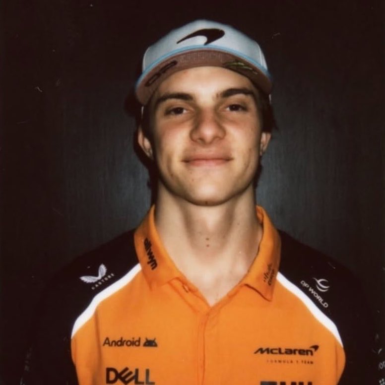 ForSushiiiii's tweet photo. interlagos 25’ #landoscar https://t.co/BIhvUXpHtl