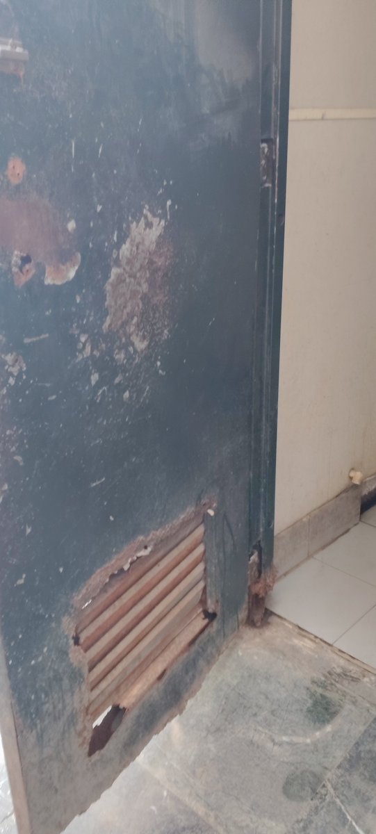 lakhbirO2's tweet photo. @tweetndmc rather than allow it to remain in such a deplorable state. Its current condition is an embarrassment and does not reflect the standards expected of our city.

I request you to take immediate action to restore and maintain this facility. https://t.co/H50dwww88n