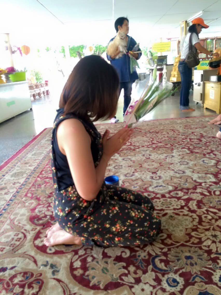 Ammy10925814623's tweet photo. ใครไม่ถูกหวย เดี๋ยวป้าพาไปเลี้ยงข้าวค่ะ😃
#เป็นผู้หญิงโสดที่ใจดีมาก https://t.co/Xk7PiWXEFd