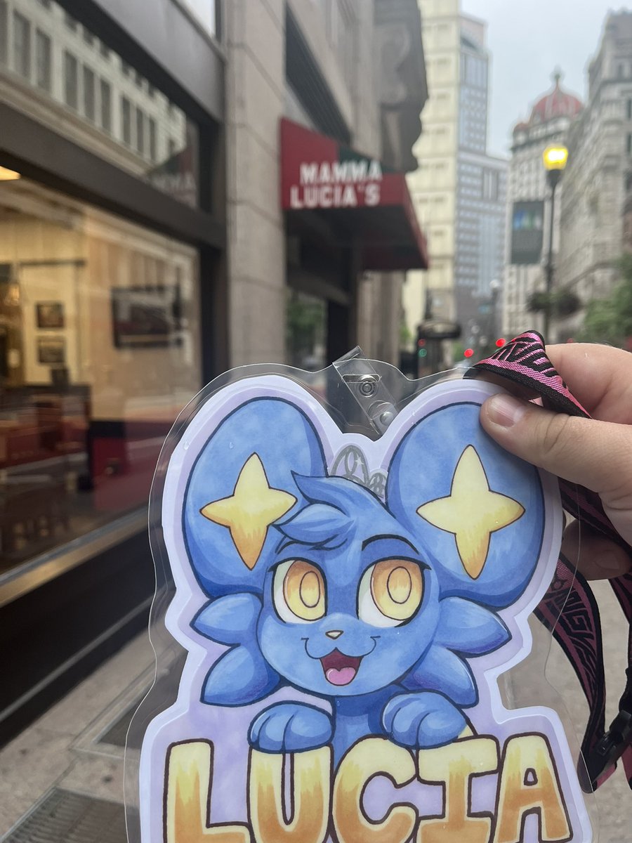 luciashinx's tweet photo. Need to get pictures at and maybe eat at Mamma Lucia’s this year. I have to, it’s literally my name https://t.co/5MWe3jnzoH