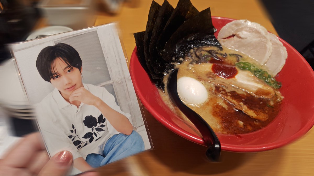Ai_Chi_RN's tweet photo. たかのけイベントの次の日に食べに行きました！🍜❤️💙
辛いラーメンが好きで具材も麺も全部 美味しかったです😆✨
#たかのけ #たっぴ旅  #ながおかけ https://t.co/QDr0SPWKPL