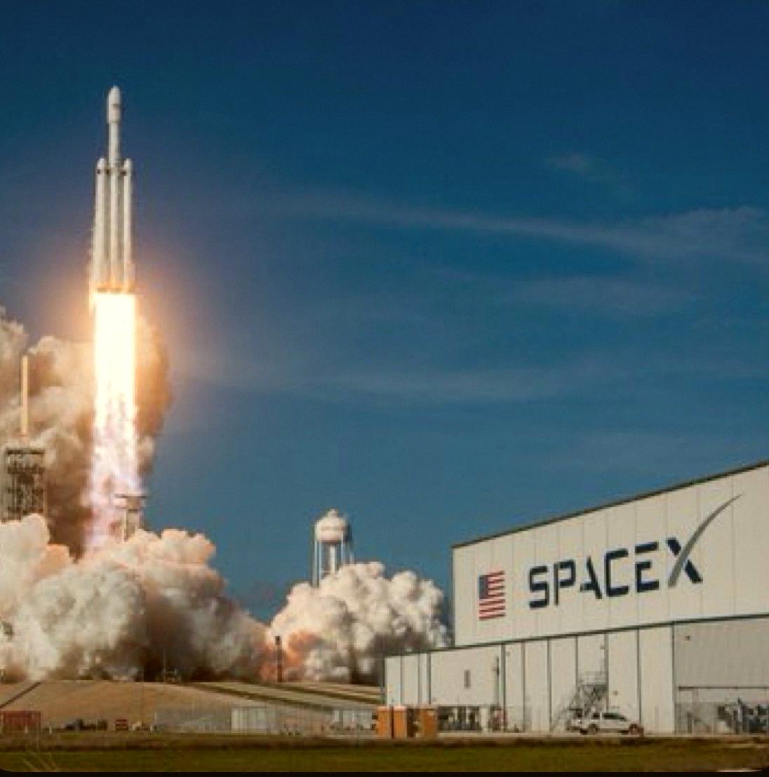 114sho's tweet photo. ウェドブッシュのアナリスト、ダン・アイブスがついにスペースX（$SPCX）のカバレッジを開始したみたい🛰️ 目標株価は190ドルで、アウトパフォーム評価だって。やっぱり期待されてるね。 https://t.co/GMeBTlxv9W