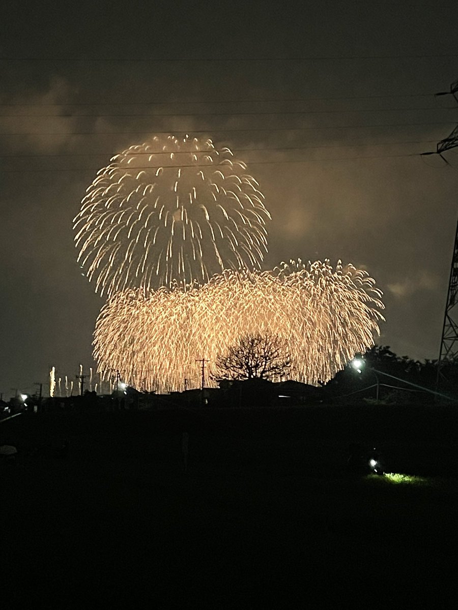 kmsmce's tweet photo. 花火みてきた🎇 https://t.co/dkNjEd1Q1y