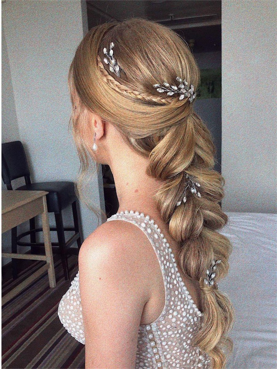 wmtravis32's tweet photo. At least our women braid actual hair. You know, the beautiful strands that grew out of their scalps, not the polyester stuff that came out of a plastic bag. you ugly nigger. https://t.co/UAMxLhaKd7