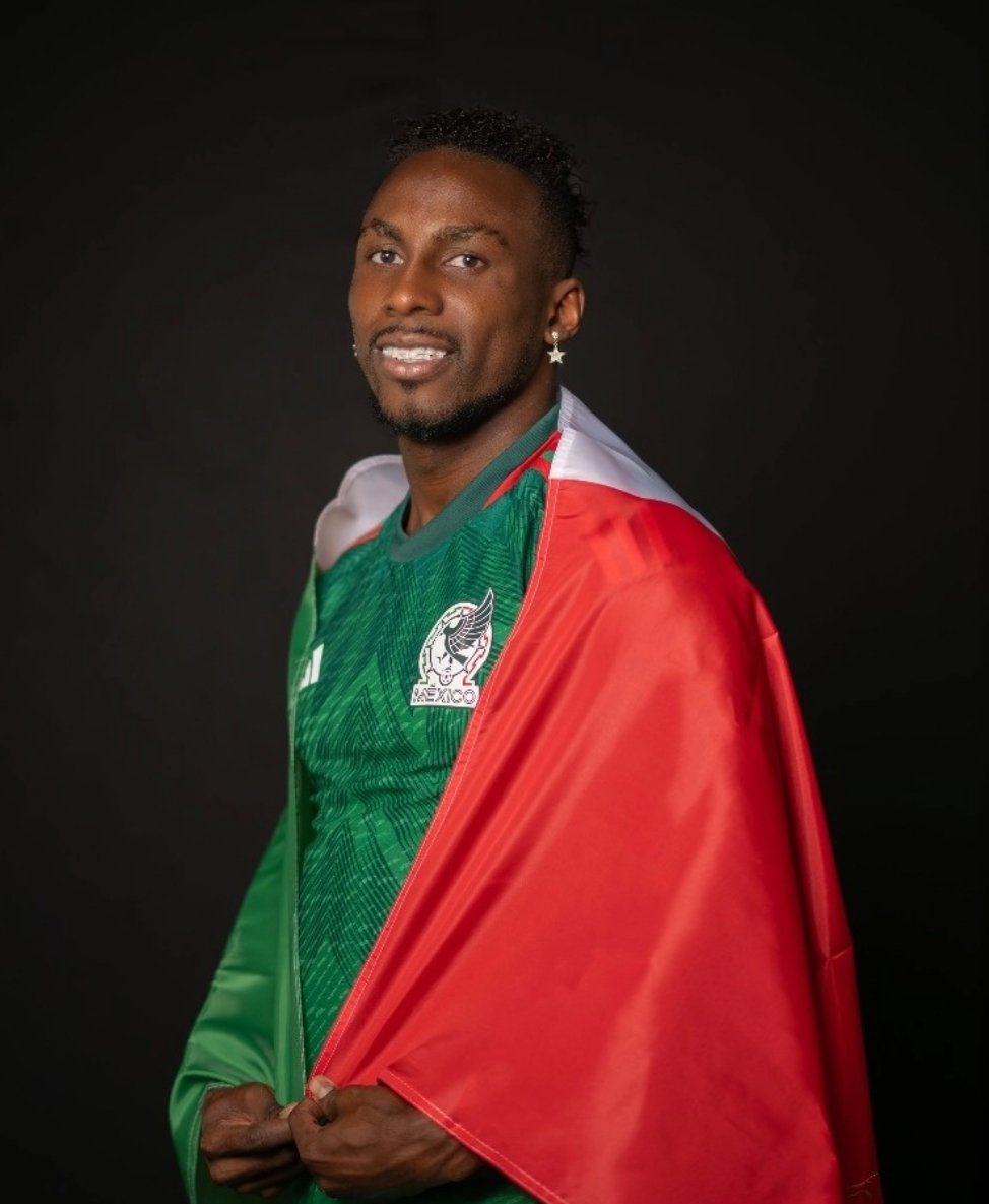 elejuve's tweet photo. Feliz por el triunfo de ayer, entre México vs Ecuador. Y por el gran goool de nuestro ídolo Atlista. Julian Quiñones. https://t.co/y4sUf3cbEv