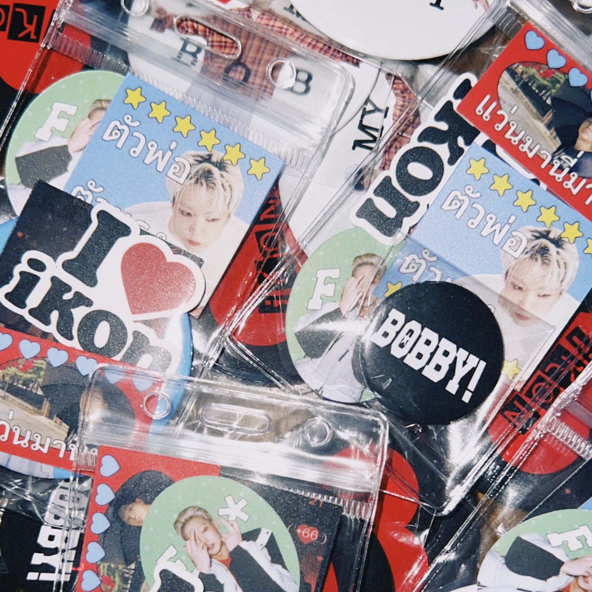 restartagainn_'s tweet photo. {🌟} กอว,,

sticker + badge
•.★*

#iKON_FOUREVER_TOUR_BKK https://t.co/Nu67oWXIIK