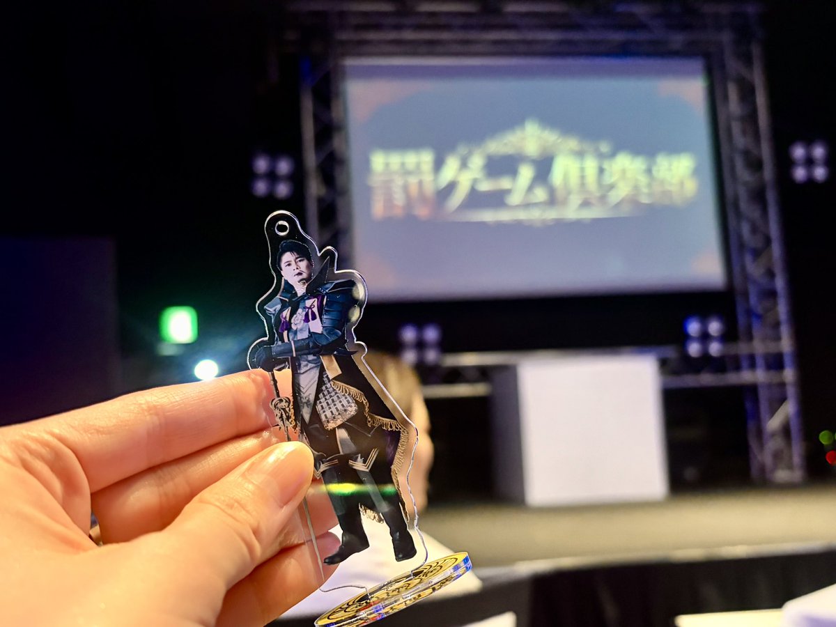k2_kozu's tweet photo. 【罰ゲーム倶楽部】
東京版！出演者が増えて余計にわちゃわちゃしてて最高に面白かった！！過激になったゲームもあれば改善されてるゲームもあり、、常に限界突破ありがとうございます😂
このライブはほんとにお酒が進みますね。次回も楽しみ！ https://t.co/DI6p1sToYO