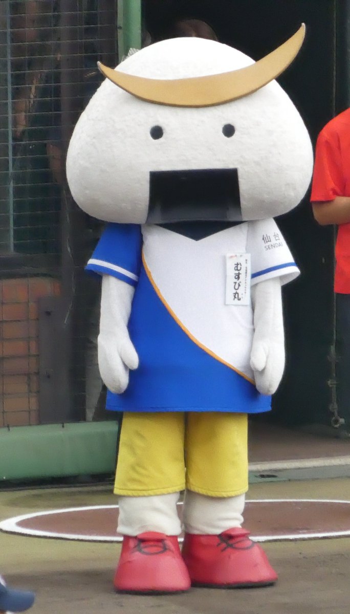 M_Endomaru's tweet photo. 大好きなむすび丸を生で見れた！！
なんかサッパリした格好だなと思ったらスポーツバージョンだそう🤭
#むすび丸 https://t.co/QbwDZ4mSks