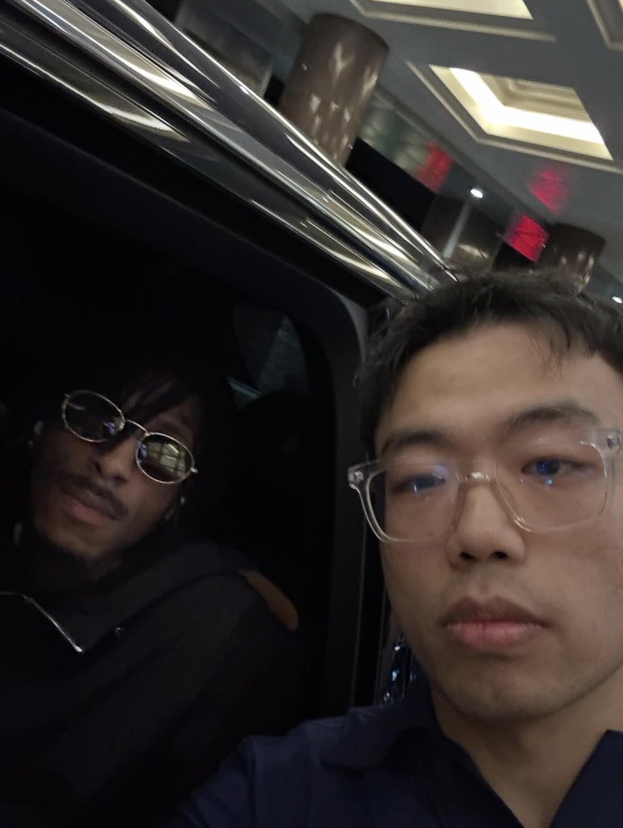 akzwhomatter's tweet photo. Jackie Chan’s son met NBA YoungBoy in China 😭🔥 https://t.co/fdn4AXTjrO