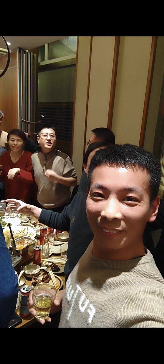 jampaul19's tweet photo. Reuniting with my ride-or-die crew after ages—laughter hits different when it’s with people who knew you before the big plans. No fake smiles, just messy stories and way too much takeout. Best night ever https://t.co/f1I1p0Wv7p