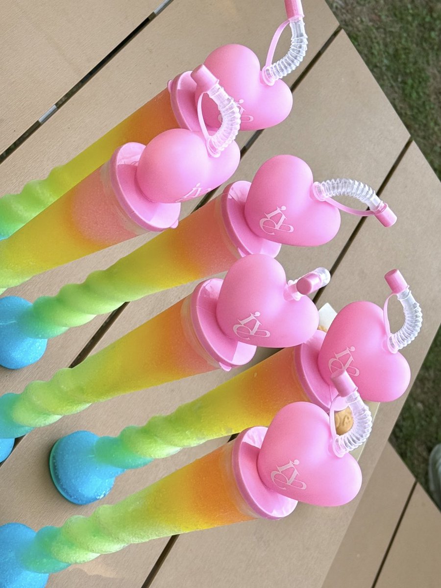 IVEstarship's tweet photo. [📸]
ғᴏʀᴇᴠᴇʀ ෆ 🄸🅅🄴

#IVE #아이브
#EVERLAND #에버랜드
#FOREVERIVE https://t.co/11RBHrftex