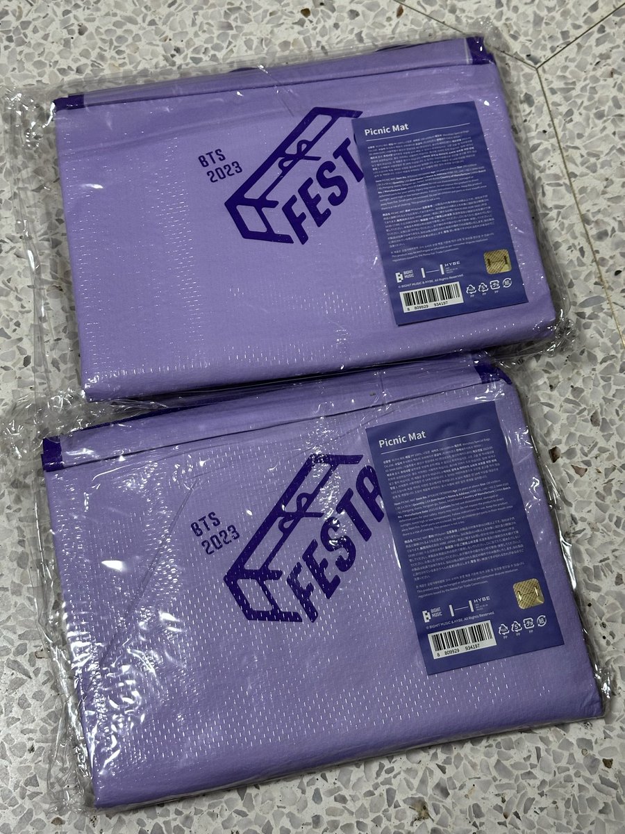 rosecartz's tweet photo. #SNWUFeedbacks

availed kr add rental for the wv sale and got these for my sister!!! thank you so much as alwayssss @snwucartt 💕 https://t.co/V92gFQhrpG