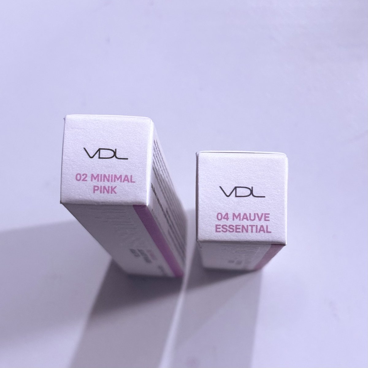 Palmy3294's tweet photo. 📍ส่งต่อ แค่เทสสีแท่งละ 180฿
VDL essential glow tint 02,04
        (เดินทาง30ค่ะพี่ๆ🎀)
 สีลูกคุณมาก แต่ไม่เหมาะกับเราค่ะแอบนอย
#ส่งต่อเครื่องสำอาง #ส่งต่อคสอ #ส่งต่อสกินแคร์ #ส่งต่อ #ส่งต่อเครื่องสำอางค์ https://t.co/PNMfVze1Mu