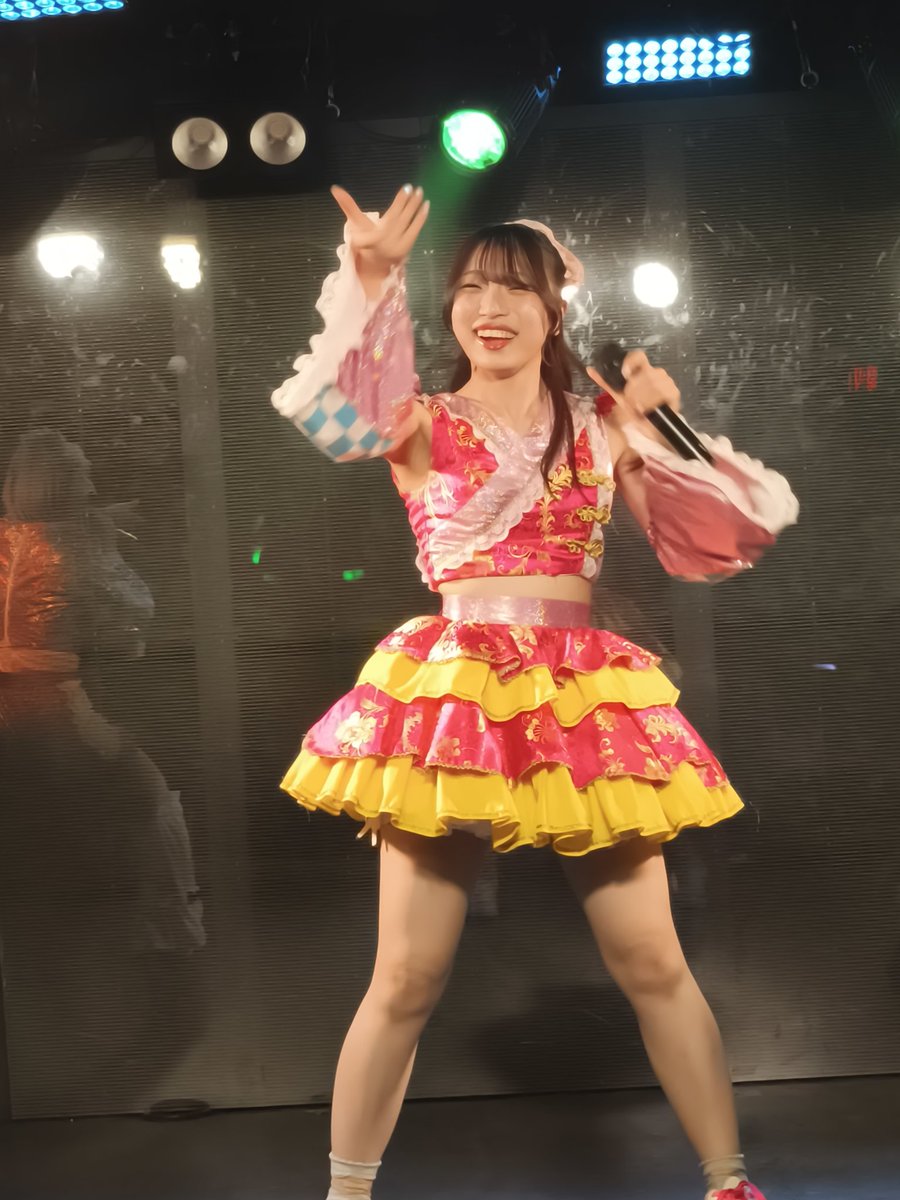 Ignaciocrusands's tweet photo. 先週の五反田です。
りさは初めて会った頃から大きく成長したと思います。以前は「かわいい」魅力を中心にしたメンバーという印象でしたが、今ではダンスや歌の実力も上がり、さらに大人っぽい魅力やカリスマ性も感じられるようになりました。Gao ワンワン 🐶 https://t.co/GBIQOxR6qJ