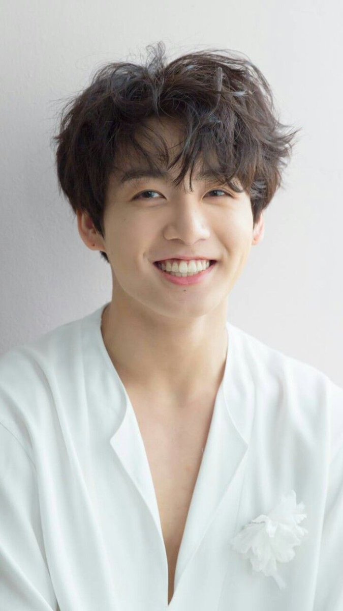 Imlawrence10's tweet photo. EL FIN DEL MUNDO || #kookminau

🐰 y 🐥 no estaban buscando el amor. Tal vez por eso lo encontraron cuando menos lo esperaban. https://t.co/VetRhMvT81