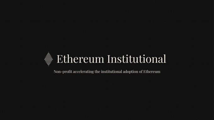 JasperDLT's tweet photo. De community rondom Ethereum begint los te komen, met twee nieuwe initiatieven:

- Vorige week is Ethlabs gelanceerd, met als doel om als onafhankelijke institutie bouwers, onderzoekers en investeerders te ondersteunen. / @ethlabs_org 

- Vandaag is Ethereum Institutional aangekondigd, een nieuwe onafhankelijke institutie die de adoptie bij institutionele beleggers en bedrijven moet helpen vergroten (in verlengde van @Etherealize_io?) / @ethereuminsti 

Gesteund door de grootste spelers in het ecosysteem, zoals Sharplink Gaming en BitMine. 

Beiden nemen ook ETH als asset serieus, iets wat voorheen (met de Ethereum Foundation) secundair was.

Waarom is dit belangrijk? Inhoudelijk is Ethereum al een dominante chain rondom stablecoins en tokenization. 

Maar we weten: crypto reageert (vooralsnog) beperkt op fundamentals, en vooral op aandacht en het verhaal.

Nu lijkt Ethereum eindelijk de aandacht voor zichzelf te creëren die het verdiend, na jarenlang in de schaduw te blijven. 

Ik blijf long bullish op $ETH, de chain én de asset.
