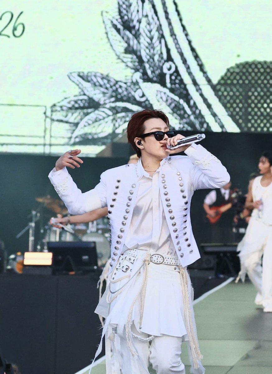 1107base tweet picture