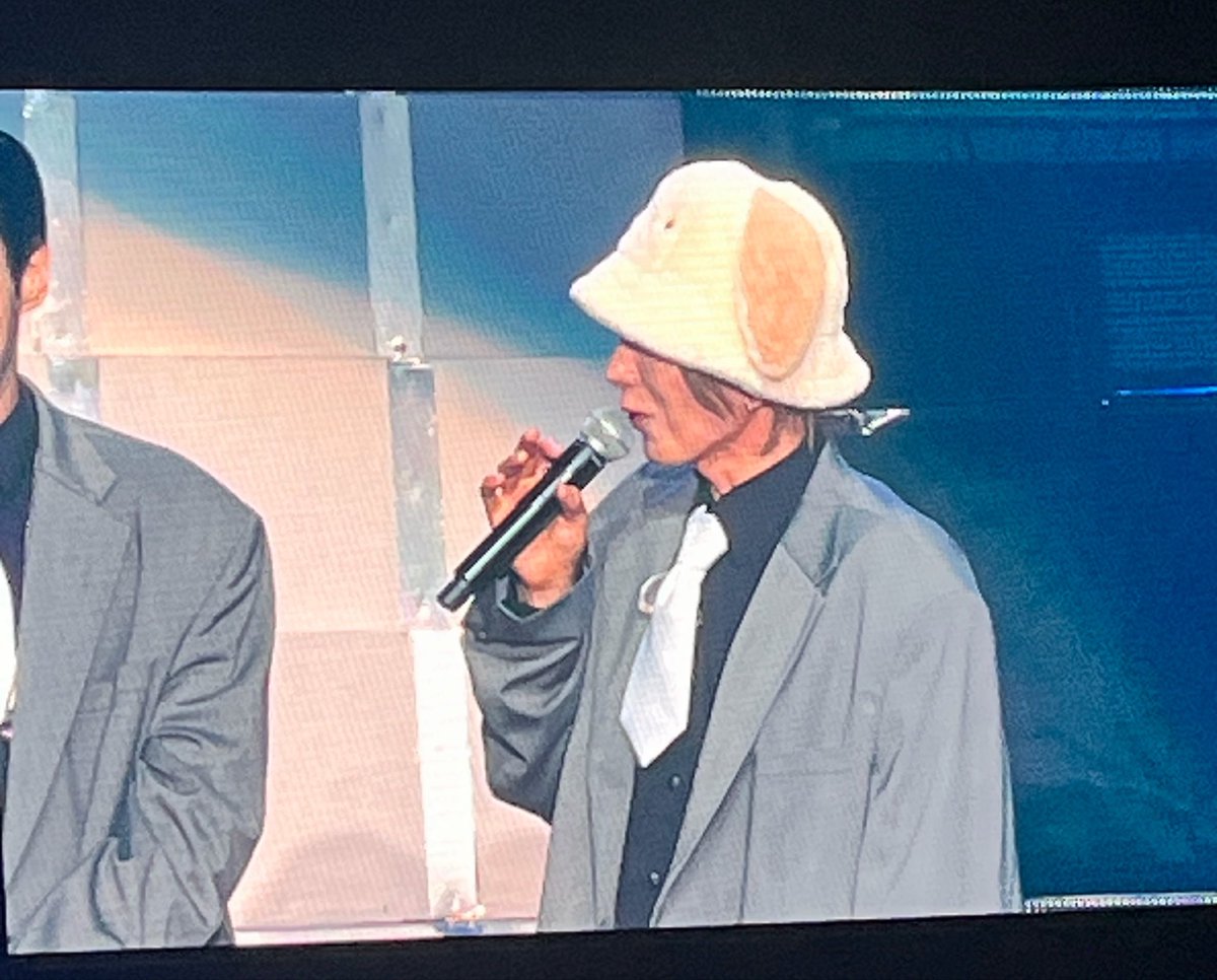 jokodeunnyo's tweet photo. 우리 엄마❤️우리 리더💙
ｳニｮ…イトゥク님、お誕生日おめでとう🎂🧡

#이세상의_특별한리더_이특생일
#이특 #LEETEUK https://t.co/ieaOFjZUNS