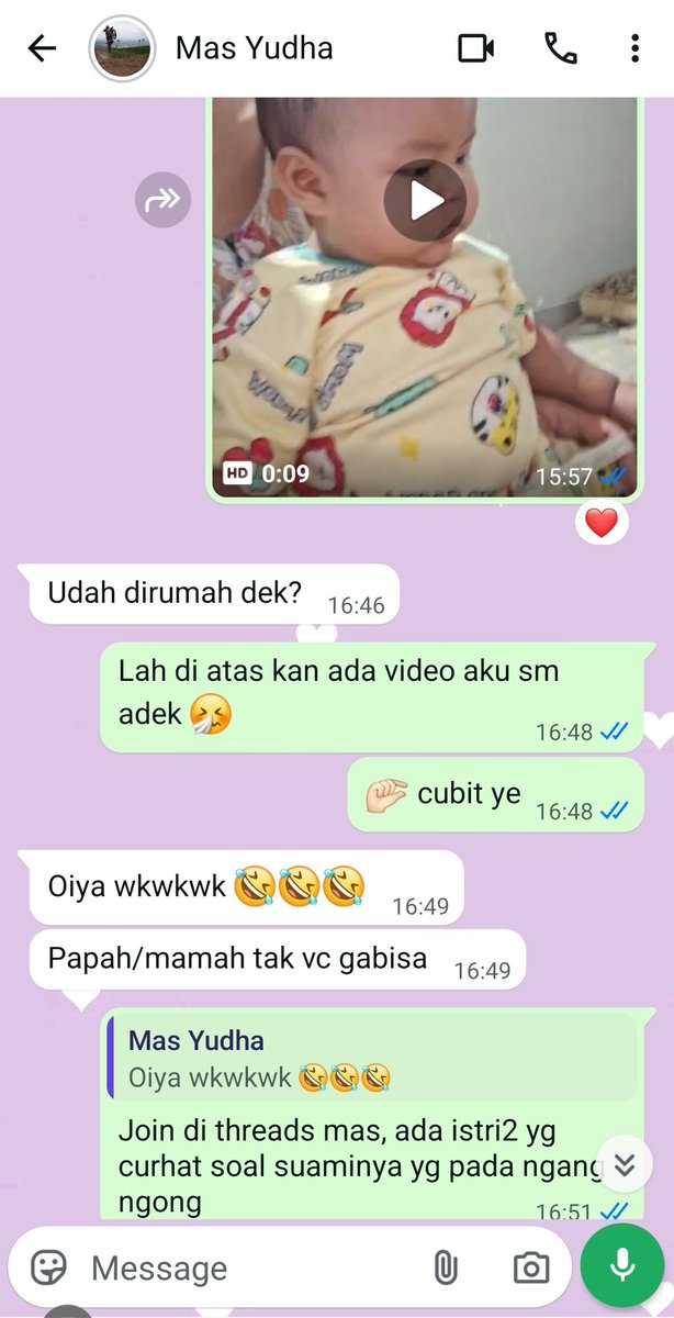 viliafka's tweet photo. Day 1 join persatuan suami plenger, kebawah2 dia ngakakin diri sendiri 😌 https://t.co/5vqIqYPi1h