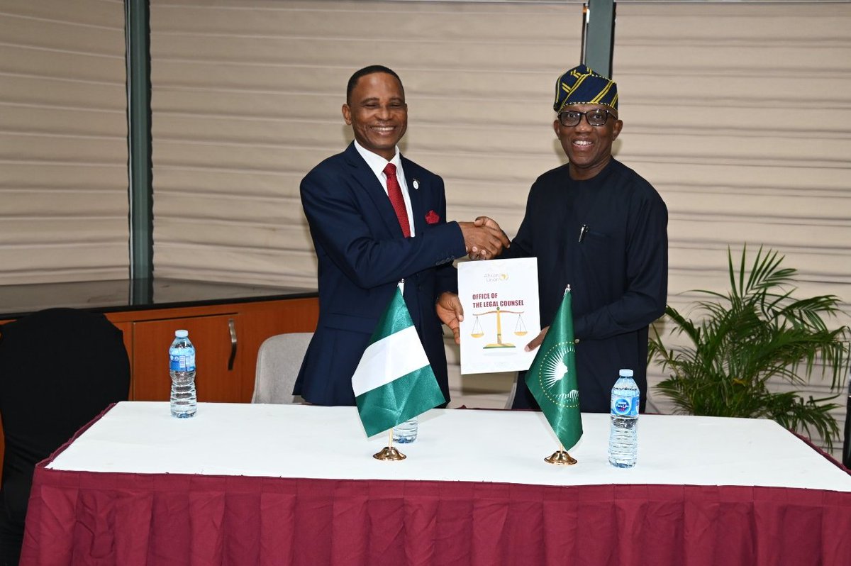 Bankole_Adeoye's tweet photo. On behalf of the #AUC, I signed an #MoU with the African Regional Institute for Geospatial Science and Information (@AFRIGIST_), a Nigeria-based inter-governmental organisation that trains highly skilled manpower in geospatial information science and technology, and its applications. The Commission looks forward to leveraging the expertise of @AFRIGIST_  to strengthen the geospatial capacities of border stakeholders – a central requirement for the delimitation, demarcation, and reaffirmation of inter-state boundaries.