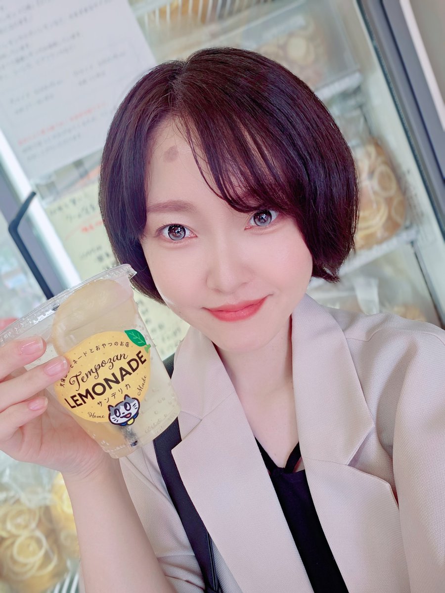 ksm_113's tweet photo. 7月ですね🌌
どこかでお会い出来ますように...

🎀ルイーズベルナードの厨房
4(土)14-17時
29(水)17-21時

🎂あくるちゃんのお誕生日バーイべ
12(日)13-16時
※お席ご予約推奨!!リプかDMにて!!予約特典あり!!

🎪 #スキズマルシェ
24(金)18:30-22:30
みんな浴衣の日◎ https://t.co/mDNfvEKPsD