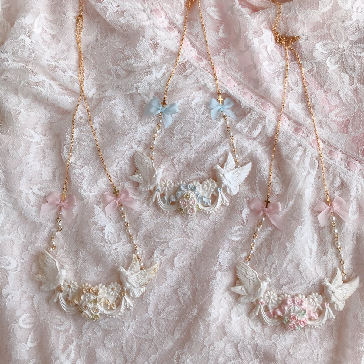 New♡︎ʾʾ 🎀🕊Happily ever after🕊🎀 祝福を告げる鳩達や薔薇に